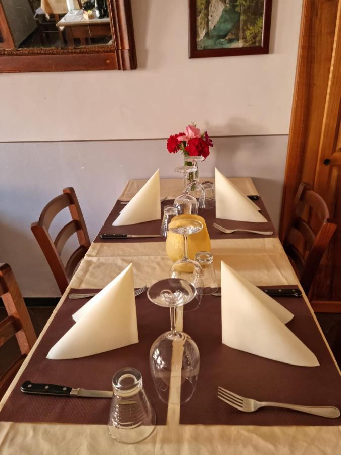 Antica Osteria Ghiridone Hotel Palagnedra ภายนอก รูปภาพ
